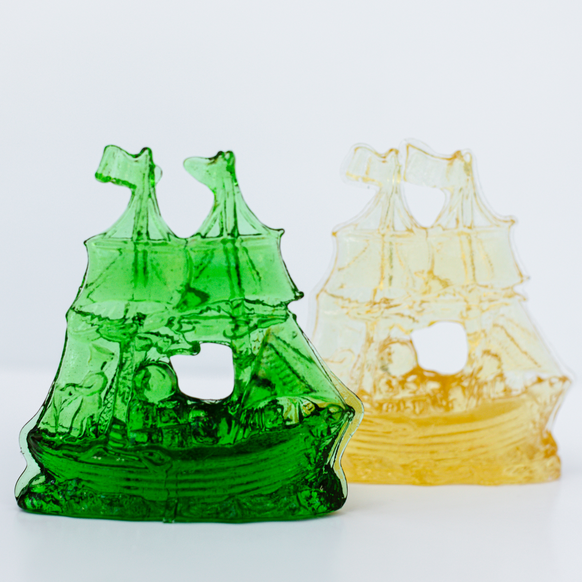 Startup Candy clear toy candy ships
